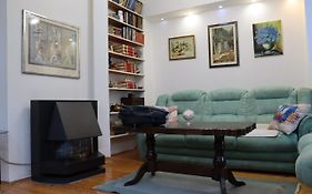 Apartman Ferhadija Saraj